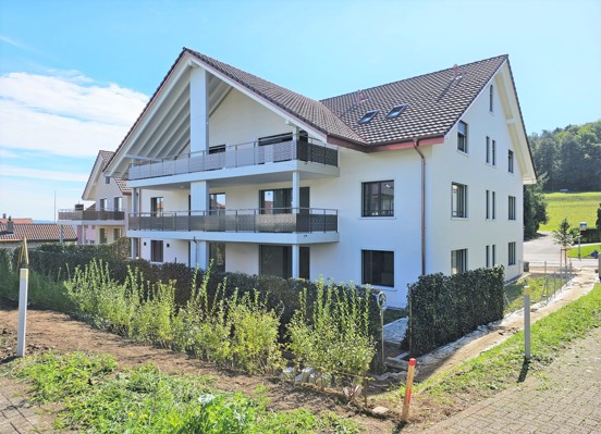 >Eigentums-Wohnungen und Einfamilienhaus | Büttikon